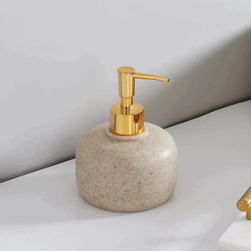 Set de vasque : distributeur, porte-brosses et plateau
