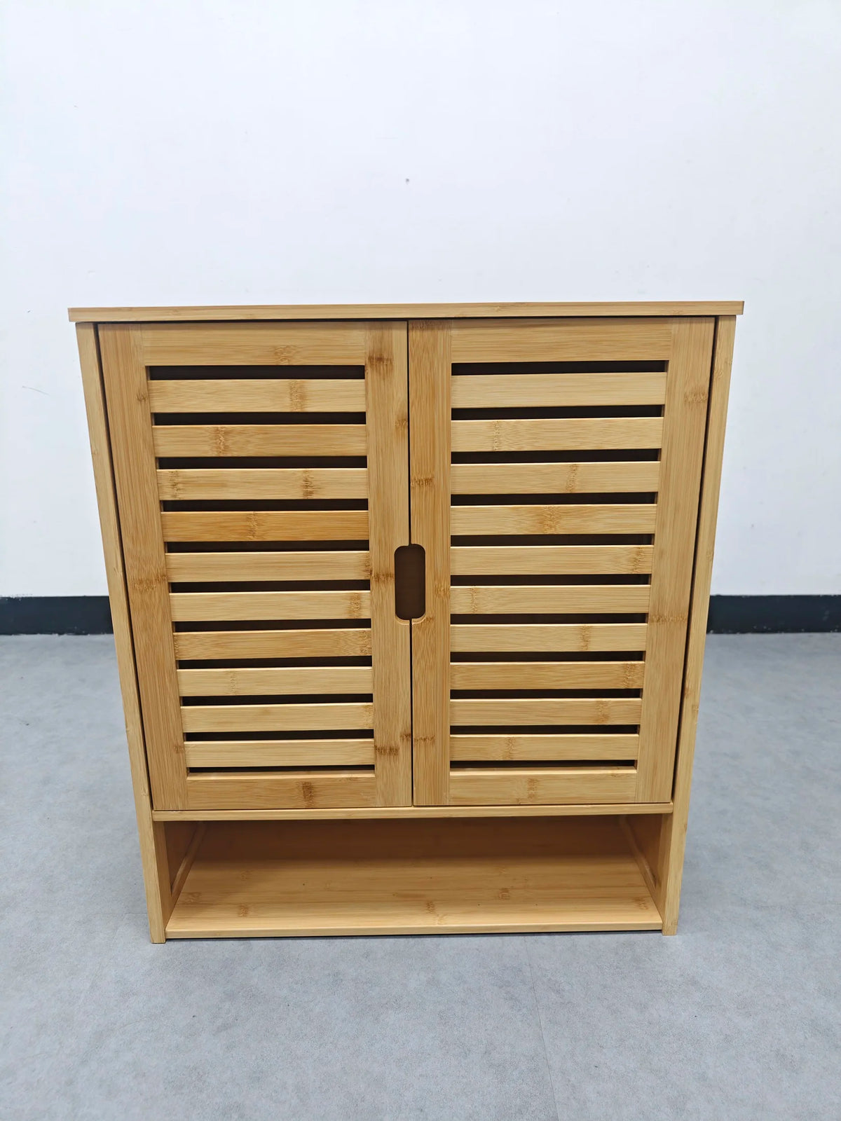 Armoire de toilette murale en bambou