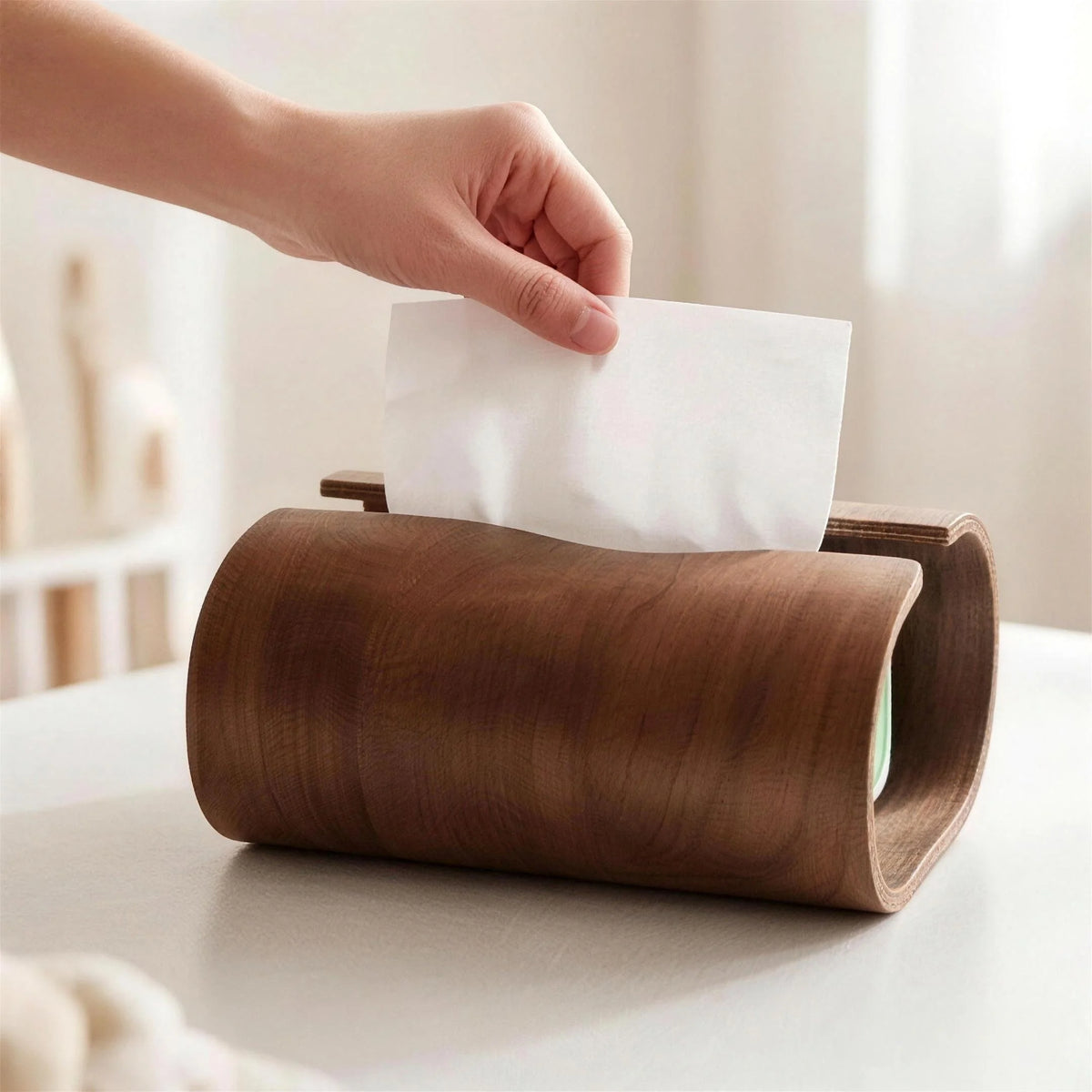 Boîte à mouchoirs en bois