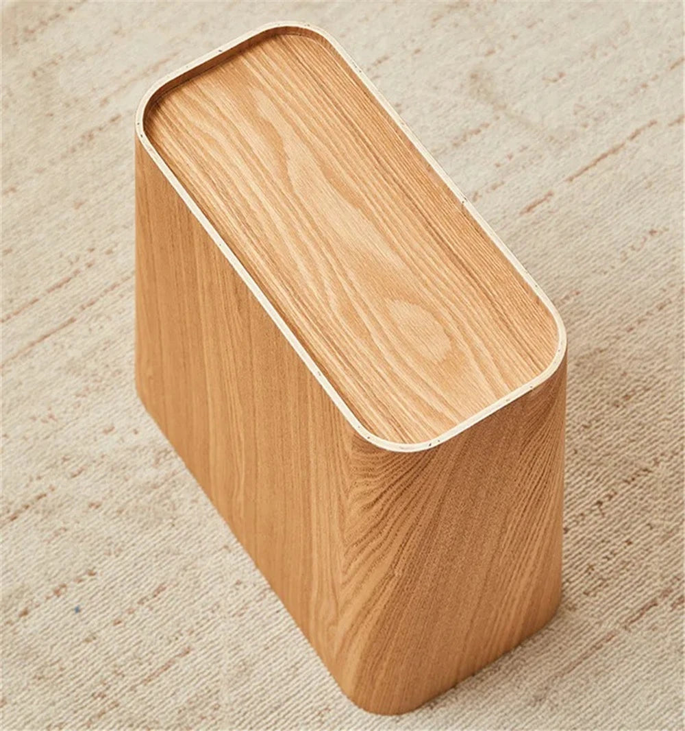 Poubelle de salle de bain en bois