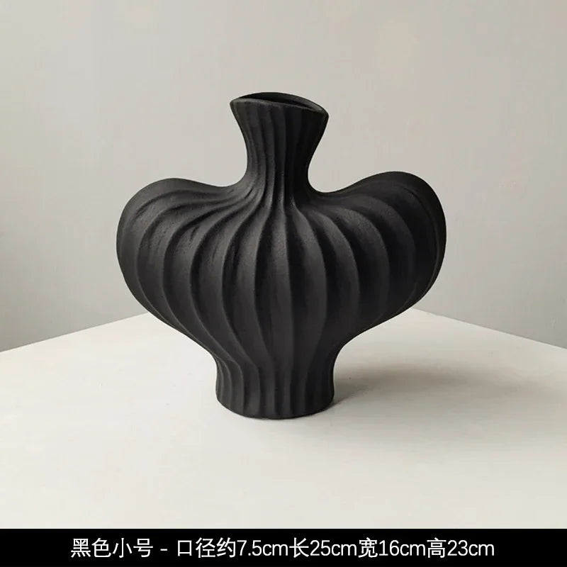 Vase en céramique wabi-sabi, fait main