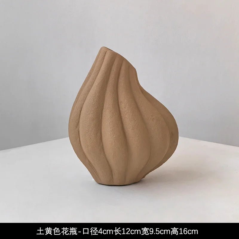 Vase en céramique wabi-sabi, fait main
