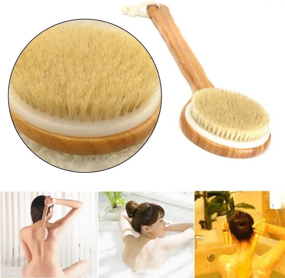 Brosse de bain en bois à long manche